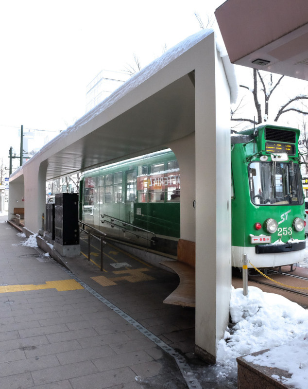 札幌路面電車停留所1