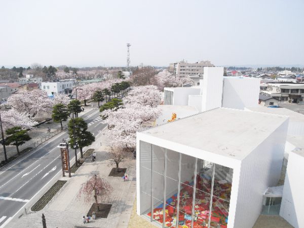 十和田市現代美術館02